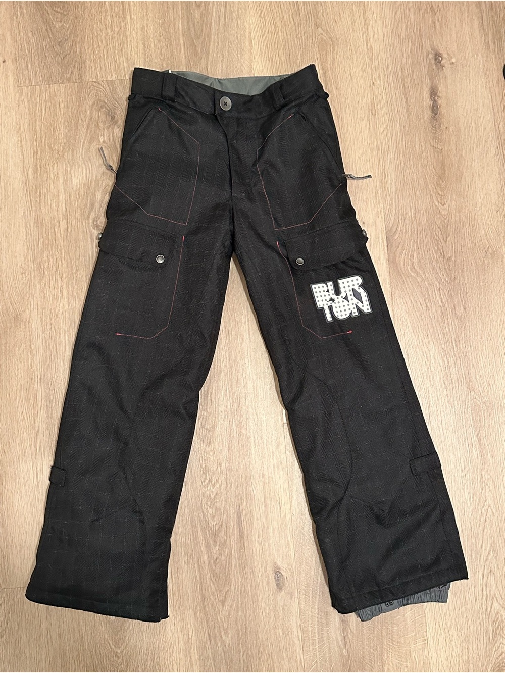 Burton Boys XL Black Snow Pants, snow board pants with Logo Patch, pockets